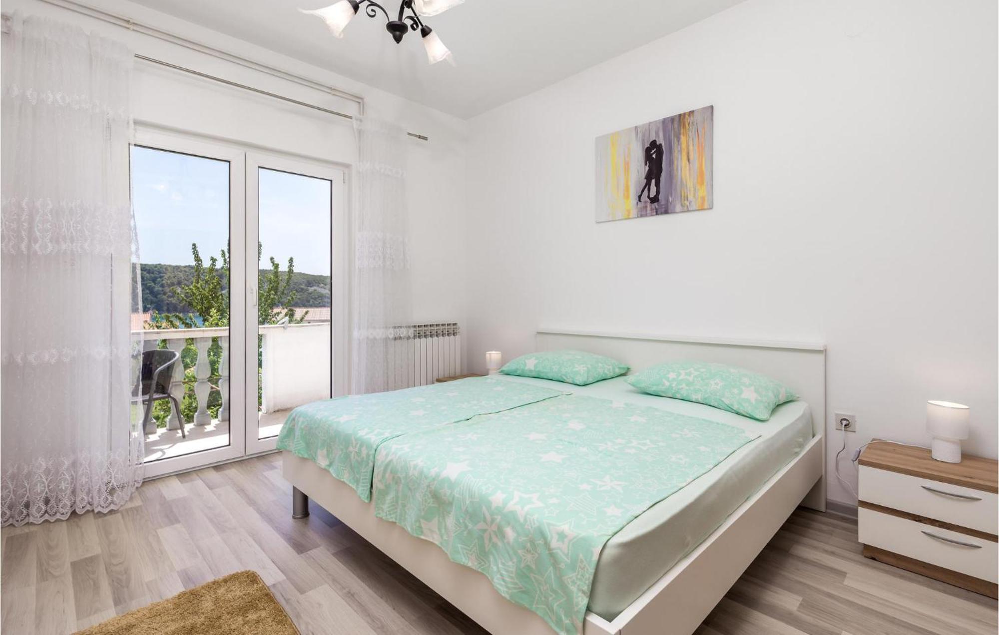 1 Bedroom Amazing Apartment In Kampor Luaran gambar